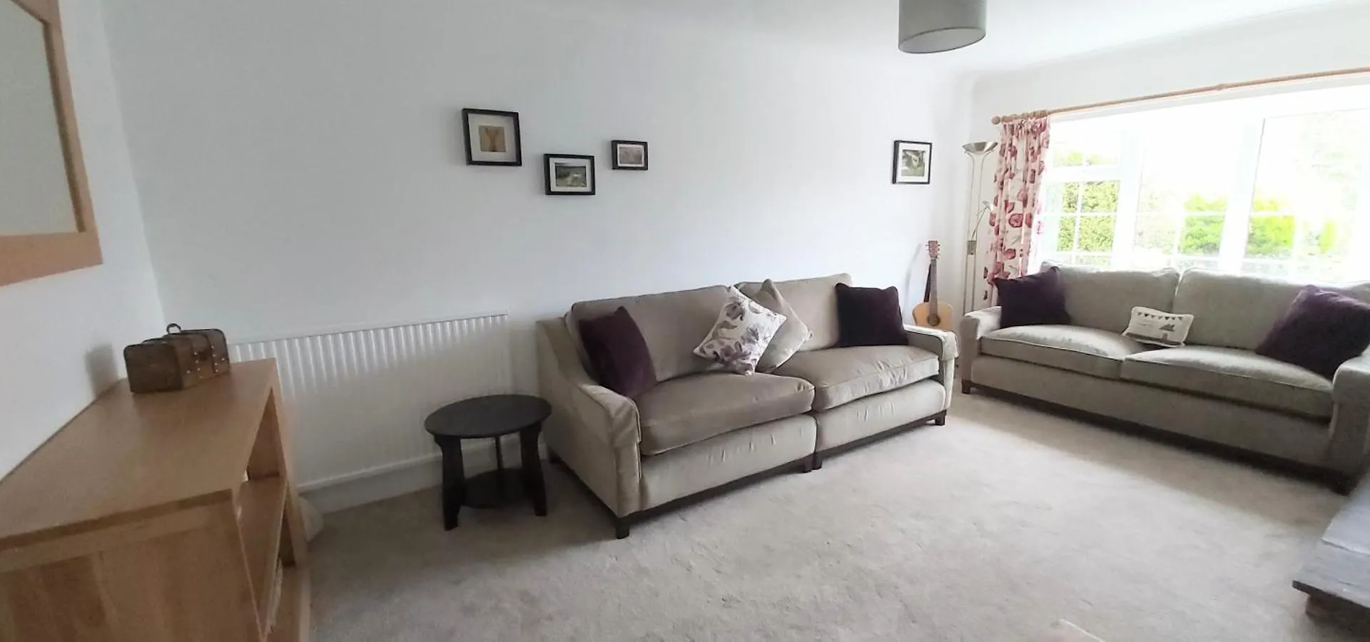 Willow Cottage 4 Bed, Cosy Stopover, Dogs Welcome Thornton-le-Beans Holiday home